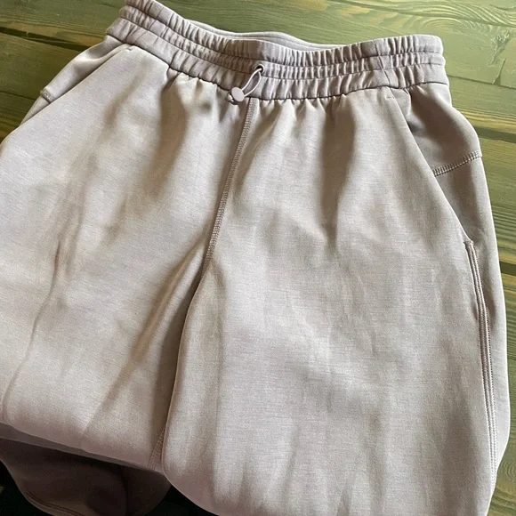 Lululemon Athletica Purple Joggers - Picture 2 of 6